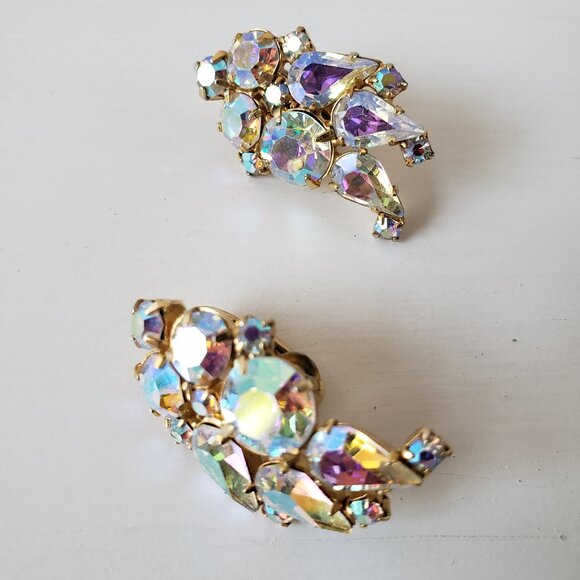 Vintage Rhinestone Clip-On Earrings - Picture 4 of 7